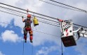 Koelner Seilbahn Gondel blieb haengen Koeln Linksrheinisch P230